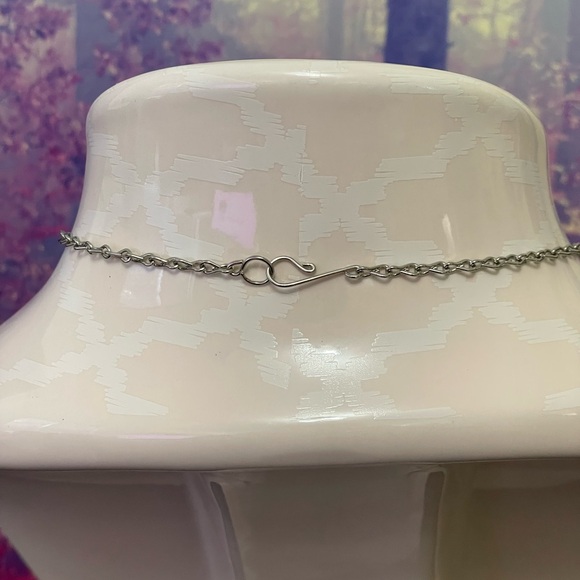 Ornate Green and Silver Necklace with Crystal Centerpiece * Handmade in Thailand - Picture 4 of 4